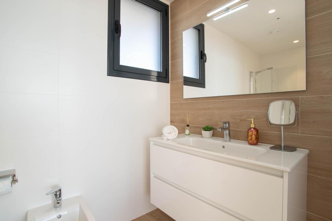Modern Sea Front Reef Appartement Alicante Buitenkant foto