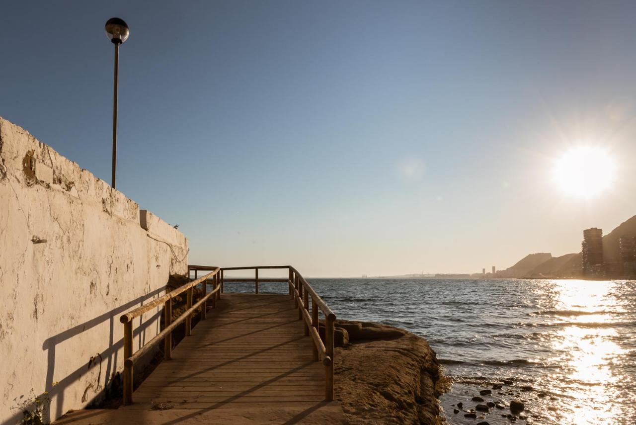 Modern Sea Front Reef Appartement Alicante Buitenkant foto